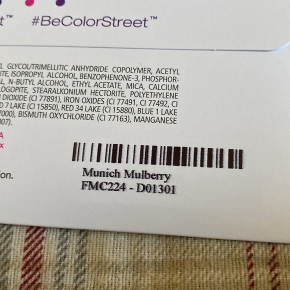 Set of 2 colorstreet nailstrips. Duo 11. - Picture 6 of 7